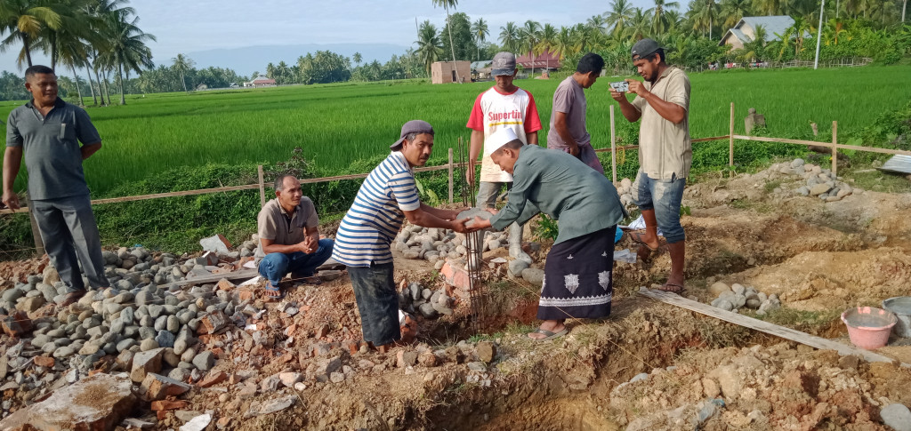 GOTONG ROYONG PEMBANGINAN MEUNASAH